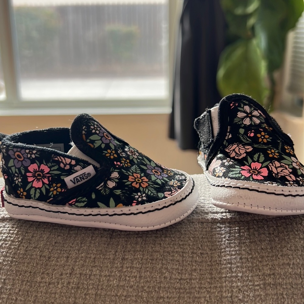 Floral Infant Vans